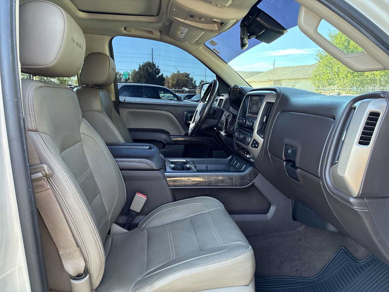 Used 2014 GMC Sierra 1500 Denali w/ Driver Alert Package AWD/4WD image 25