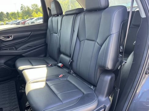 Used 2023 Subaru Ascent Limited AWD/4WD image 19