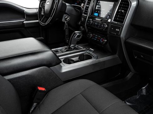 Used 2016 Ford F150 XLT w/ Equipment Group 302A Luxury image 19