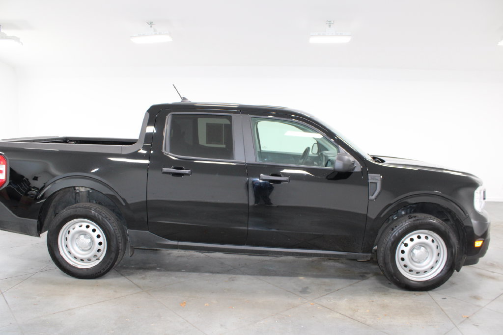 Used 2024 Ford Maverick XL FWD image 11