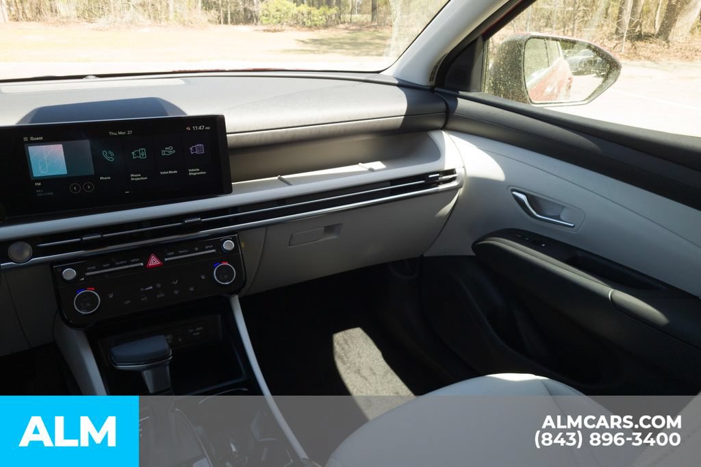 Used 2025 Hyundai Tucson SEL FWD image 17