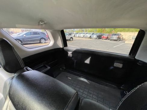 Used 2016 Toyota 4Runner SR5 Premium image 23