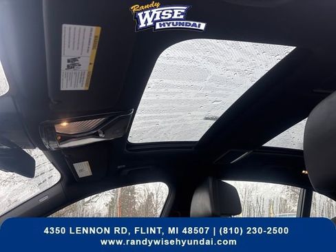 Used 2017 BMW 750i xDrive image 24