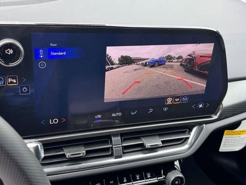 New 2026 Chevrolet Equinox EV LT image 20