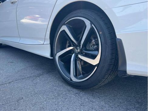 Used 2022 Honda Accord Sport image 5