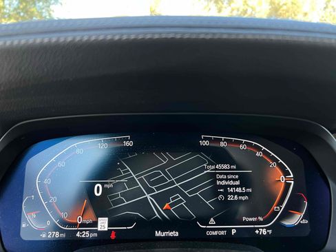 Used 2022 BMW X7 xDrive40i w/ Premium Package AWD/4WD image 32