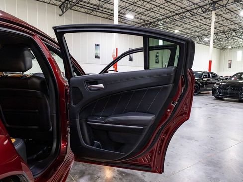 Used 2022 Dodge Charger Scat Pack RWD image 35