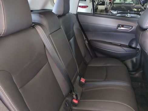 Used 2025 Toyota Corolla Cross XLE w/ Convenience Package FWD image 20