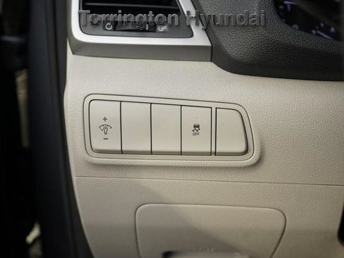 Used 2017 Hyundai Tucson SE image 14