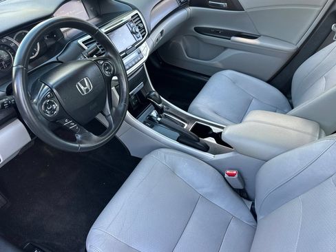Used 2015 Honda Accord EX-L image 10