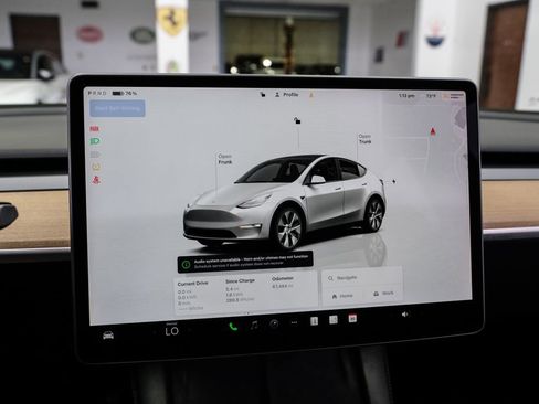 Used 2023 Tesla Model Y Long Range AWD/4WD image 26