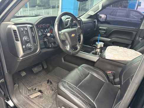 Used 2017 Chevrolet Silverado 1500 LTZ Z71 w/ LTZ Plus Package AWD/4WD image 12