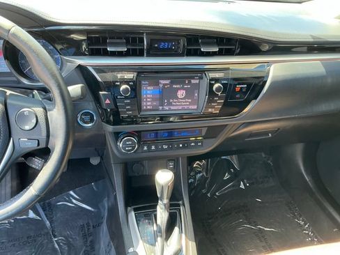 Used 2014 Toyota Corolla S w/ Driver Convenience Package FWD image 17