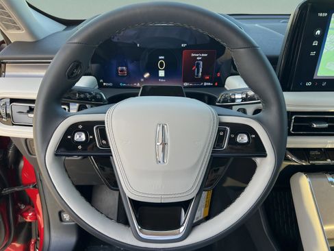 New 2026 Lincoln Aviator 2WD image 10