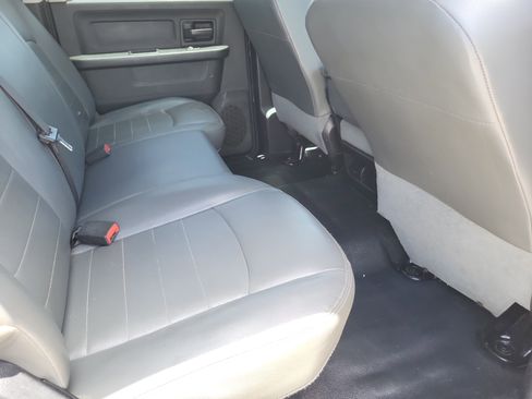 Used 2018 RAM 3500 Tradesman image 11