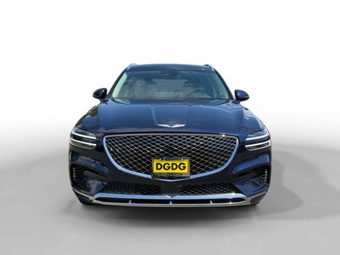 Used 2025 Genesis GV70 2.5T AWD/4WD image 8