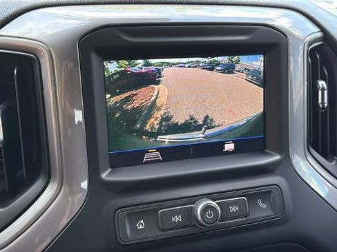 Used 2022 Chevrolet Silverado 1500 Custom w/ Safety Confidence Package AWD/4WD image 26