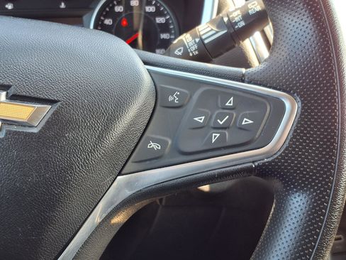 Used 2020 Chevrolet Equinox LT AWD/4WD image 16