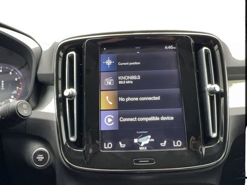 Used 2021 Volvo XC40 T5 Momentum w/ Premium Package AWD/4WD image 49