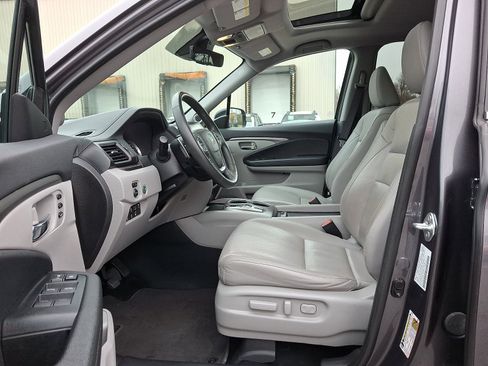 Used 2022 Honda Ridgeline RTL-E image 13