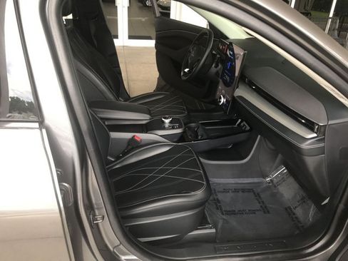 Used 2023 Ford Mustang Mach-E Select RWD image 12