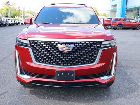 Used 2023 Cadillac Escalade Premium Luxury AWD/4WD image 43