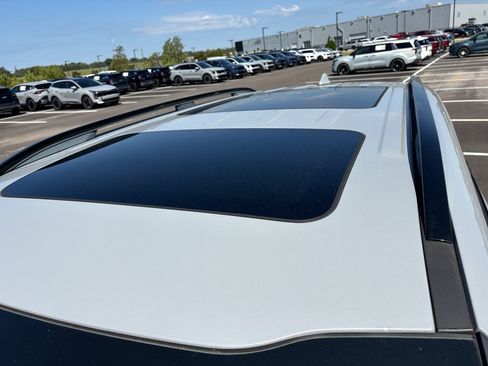 Used 2024 Kia Telluride SX X-Line AWD/4WD image 9