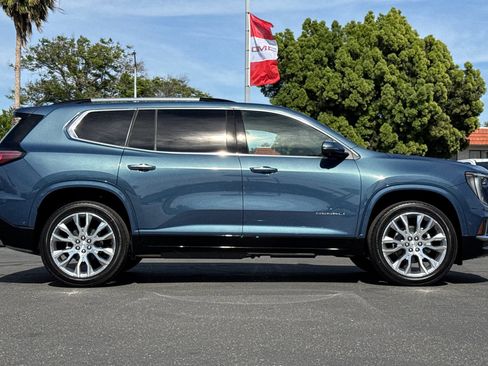 New 2026 GMC Acadia Denali image 3