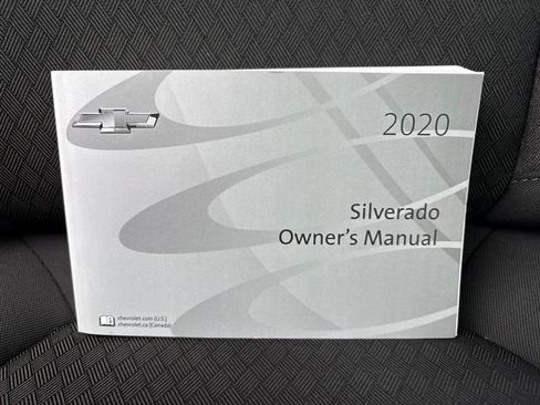 Used 2020 Chevrolet Silverado 1500 LT Trail Boss AWD/4WD image 33
