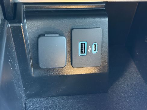 Used 2022 Ford Explorer Timberline AWD/4WD image 19