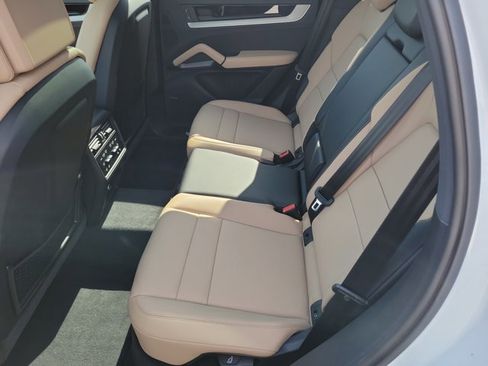 New 2026 Porsche Cayenne S AWD/4WD image 19