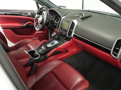 Used 2016 Porsche Cayenne GTS AWD/4WD image 60