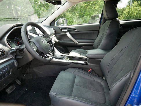 New 2025 Mitsubishi Eclipse Cross SE image 4