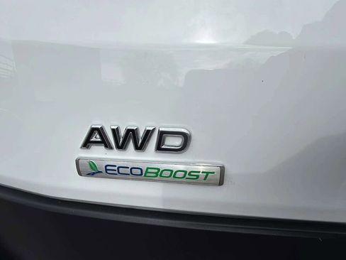 Used 2023 Ford Transit 150 Medium Roof AWD image 17