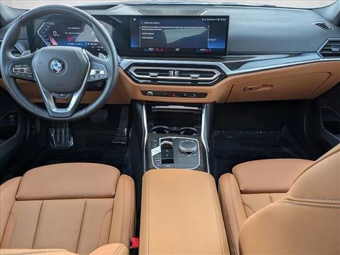 Used 2023 BMW 330i xDrive Sedan w/ Premium Package image 19