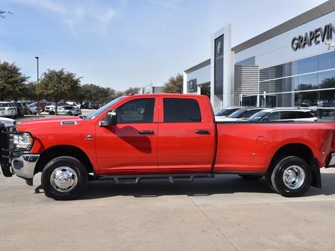 Used 2023 RAM 3500 Tradesman image 12