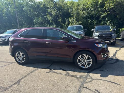 Used 2017 Ford Edge Titanium w/ Canadian Touring Package AWD/4WD image 3