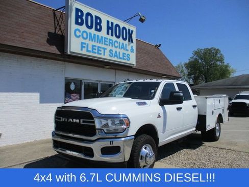 Used 2024 RAM 3500 Tradesman w/ Chrome Appearance Group AWD/4WD image 1