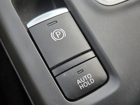 Used 2023 INFINITI QX50 Sport AWD/4WD image 16