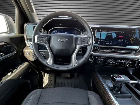 Used 2025 Chevrolet Silverado 1500 RST image 9