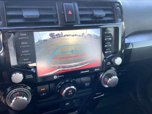 Used 2022 Toyota 4Runner TRD Off-Road Premium w/ Moonroof Package AWD/4WD image 27