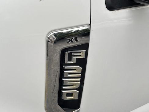 Used 2019 Ford F250 XL w/ XL Value Package image 13