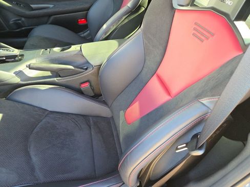 Used 2024 Nissan Z NISMO w/ Floor Mat Package image 16