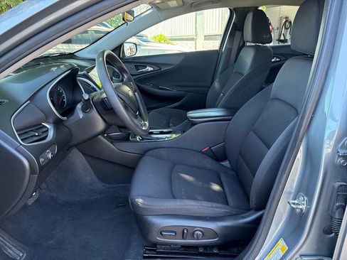 Used 2023 Chevrolet Malibu LT FWD image 12