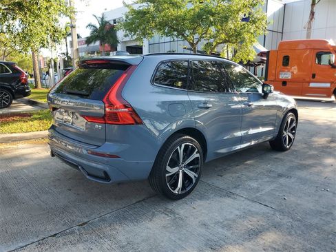 Certified 2023 Volvo XC60 B5 Ultimate w/ Protection Package Premier image 6