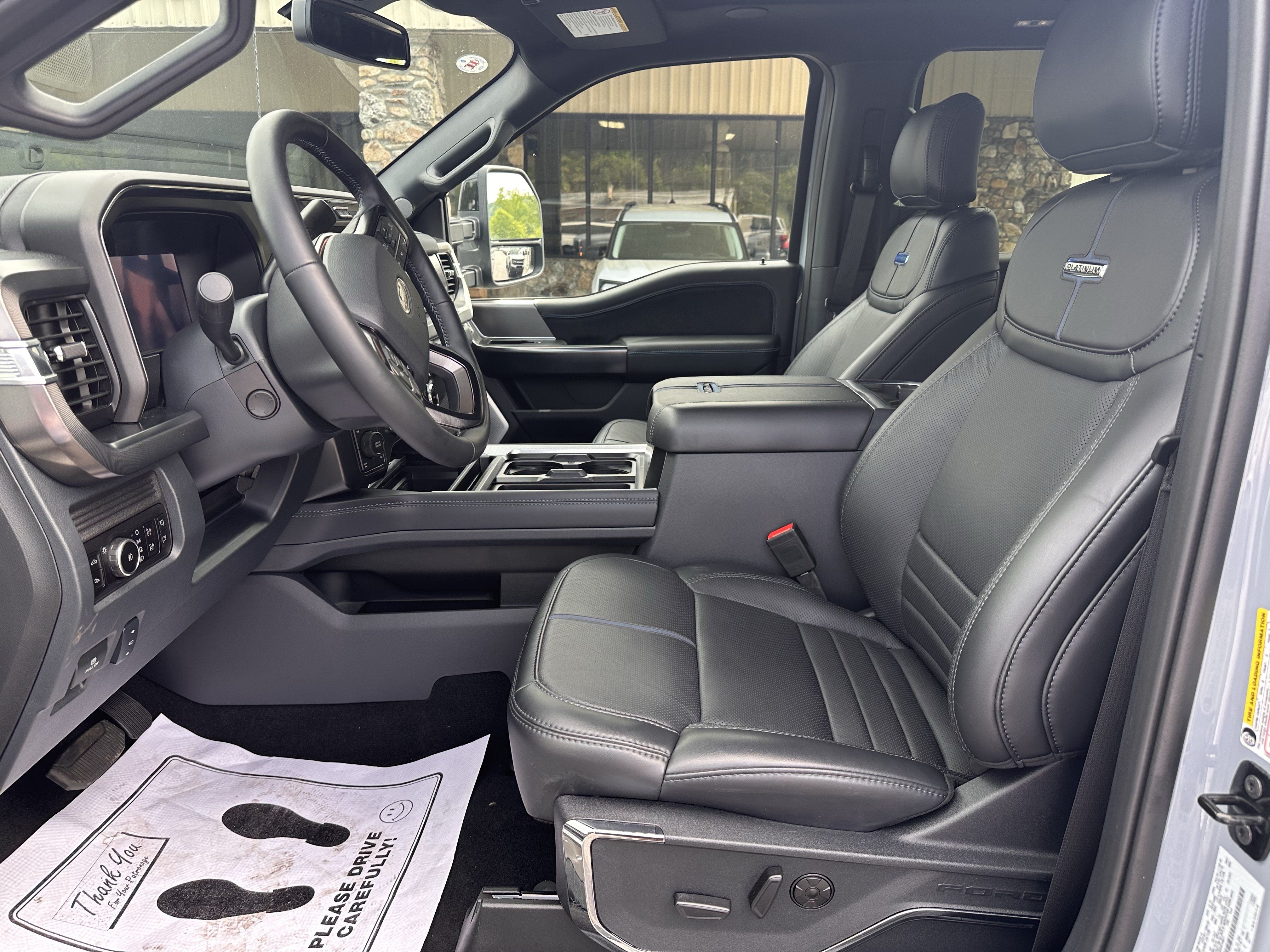 Used 2026 Ford F250 Platinum AWD/4WD image 11