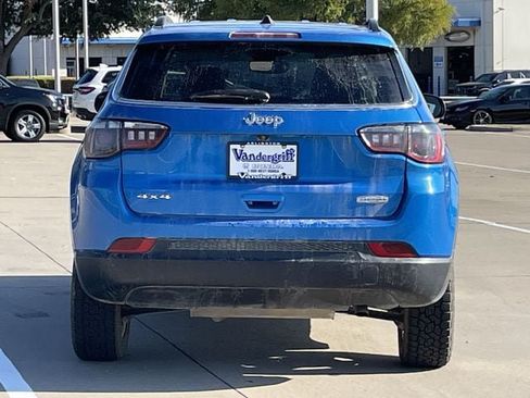 Used 2022 Jeep Compass Latitude AWD/4WD image 5