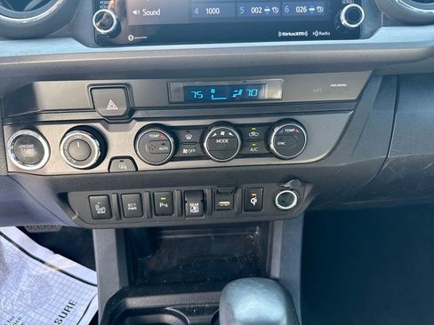 Used 2023 Toyota Tacoma TRD Off-Road image 23