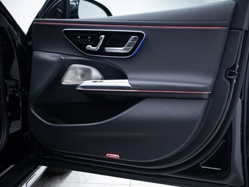 Used 2025 Mercedes-Benz E 450 4MATIC All-Terrain Wagon image 31