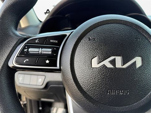 Certified 2023 Kia Forte LXS image 25